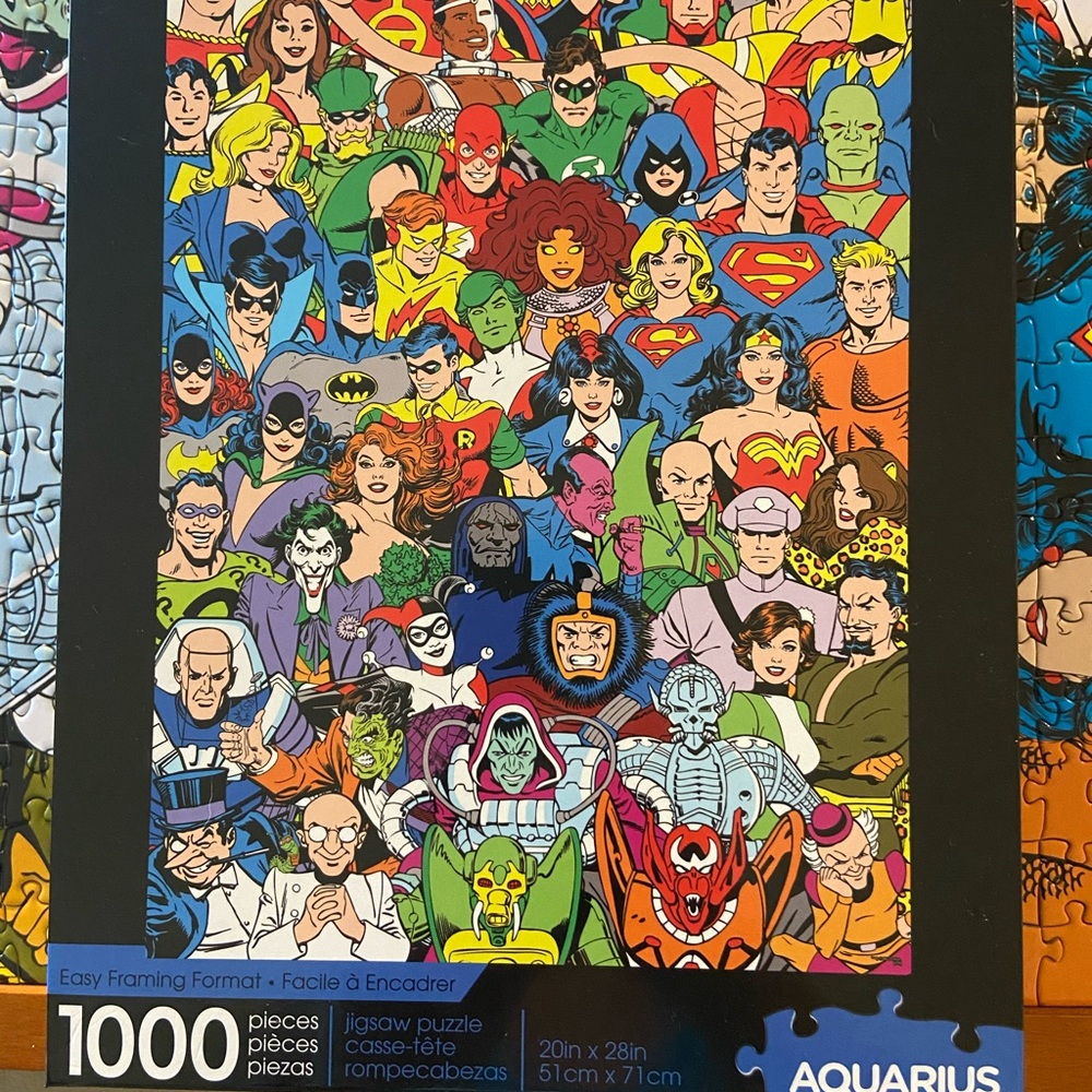 🧩2/$14!! 1000 piece superhero jigsaw puzzle!